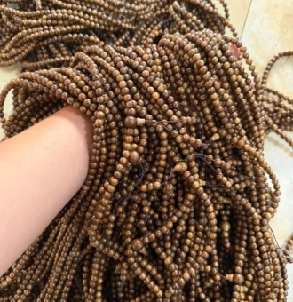 Cách Chọn Vòng Tay Trầm Hương Theo Mệnh