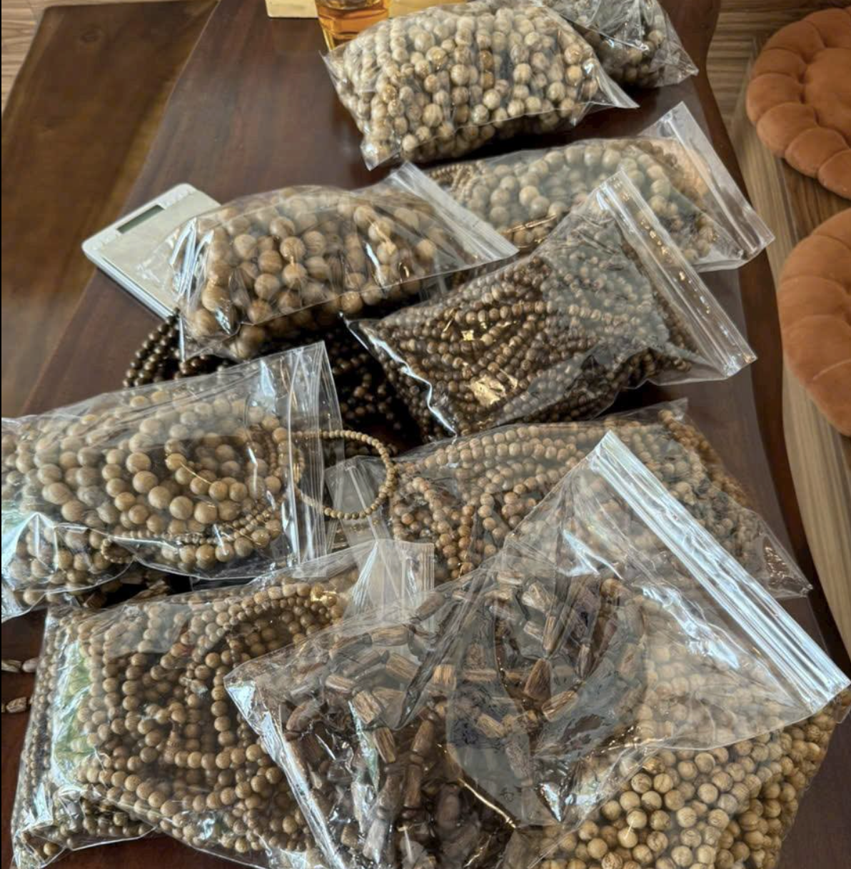 VÒNG ĐEO TAY TRẦM HƯƠNG