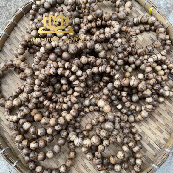 Vòng trầm hương rừng 14mm. 16mm