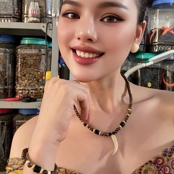 Dây chuyền nữ