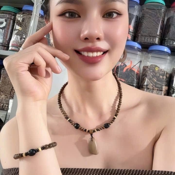 Dây chuyền nữ